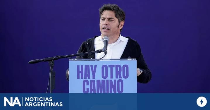 Kicillof calificó como un "payaso" a Milei: "No es el dueño del circo, es una estafa electoral"