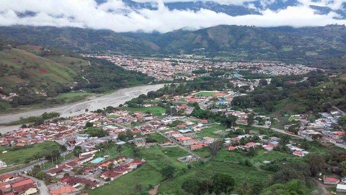 Comerciantes de Boconó afectados por altos impuestos