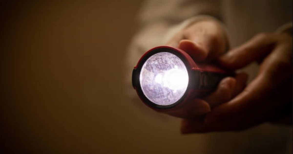 UK households warned to 'use torches after dark' as grim epidemic sweeps England