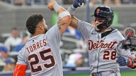 Tigers lock up 75th win on wild walk-off walk vs. Astros