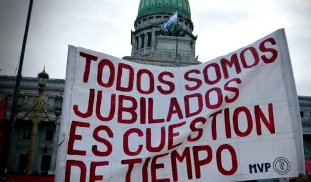 Aumento a jubilados: así votaron los legisladores entrerrianos frente al veto de Milei