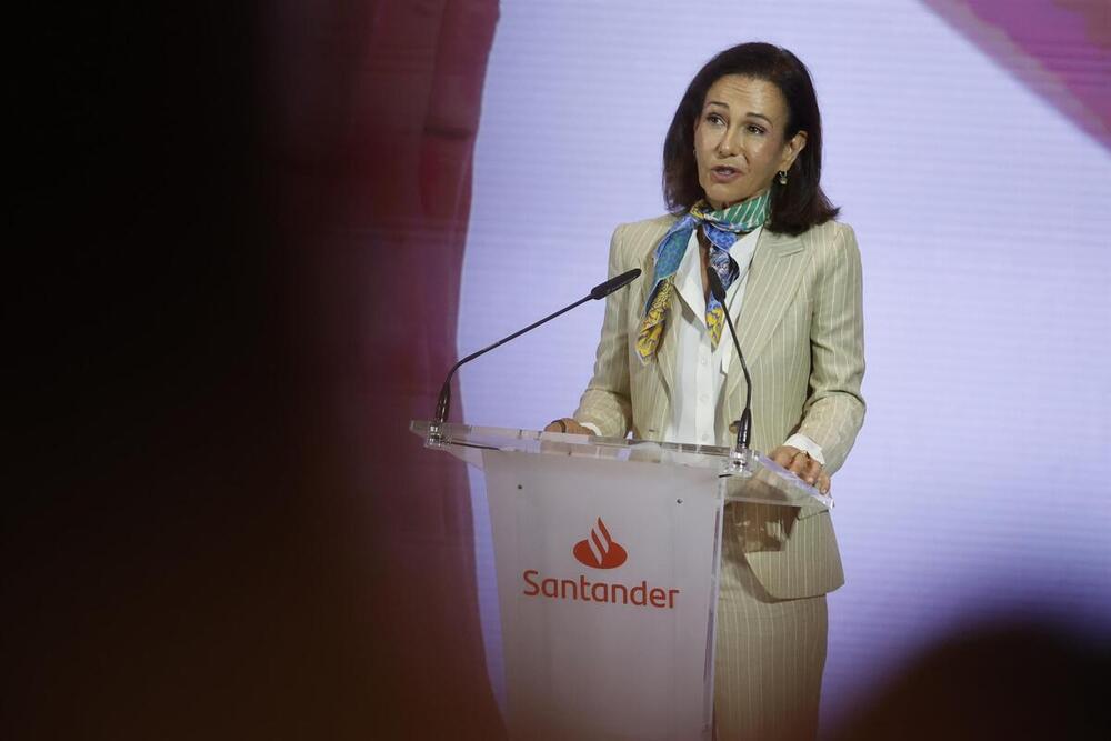 Banco Santander firma un acuerdo con la empresa OpenAI