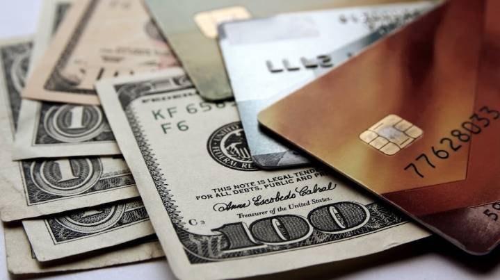 Dólar oficial y dólar tarjeta: banco por banco, a cuánto cotizan este jueves 14 de agosto