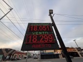 El peso mexicano cae frente a la fortaleza del dólar 