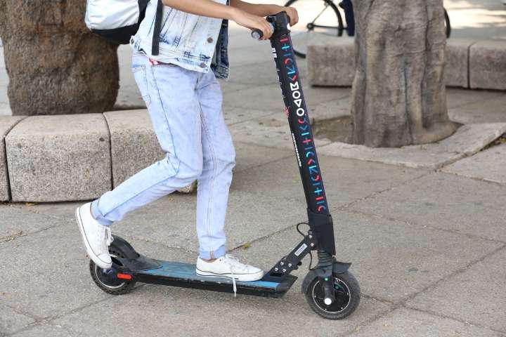 Congreso de CdMx aprueba reformas a Ley de Movilidad para regular scooters y bicicletas eléctr...