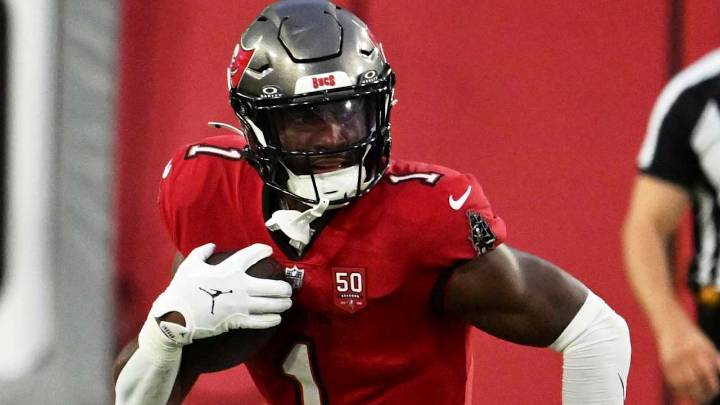 NFL news roundup: Buccaneers RB Rachaad White to undergo tests for groin injury