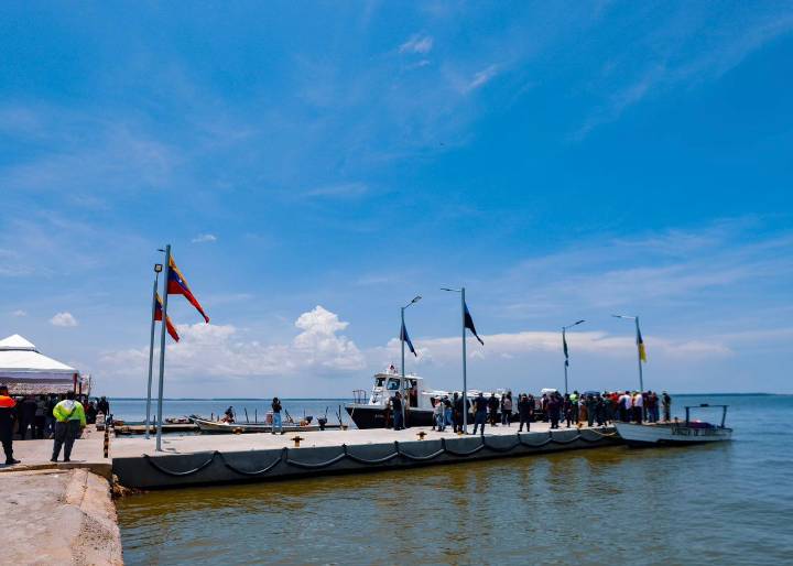 Conexión fluvial: Ministro Araguayán y Gobernador Caldera lanzan la innovadora Terminal Lacustre Nigale entre Mara y Padilla