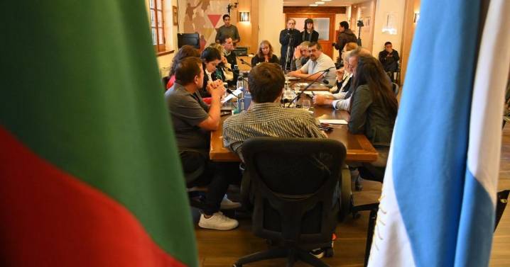 El referéndum de Bariloche en equilibrio inestable: suspendieron los plazos