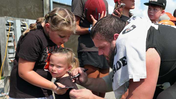 Browns training camp Day 10: Live updates from final open practice