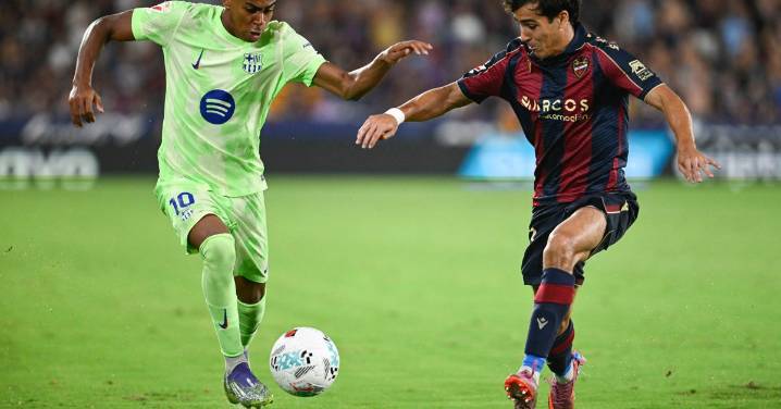 Remonta Barcelona con autogol agónico ante Levante