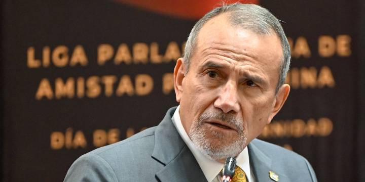 Canciller peruano llegó a Colombia para participar en la V Cumbre de Presidentes de los Países Amazónicos