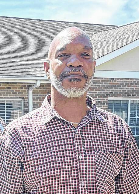 GlenFlora’s McNeill receives Lutheran Services Carolinas’ Loyal Service Award
