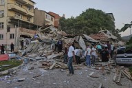 Sismo en Turquía provoca muerte de una persona y el colapso de edificios