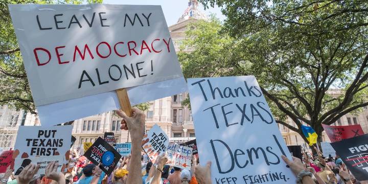 Texas Democrats say they’re ending a two-week walkout over gerrymandered US House map plan