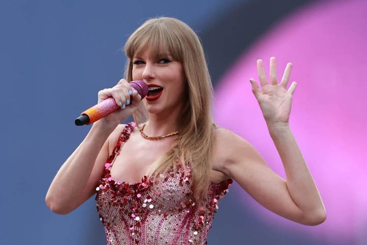 Taylor Swift announces impending release of new album
