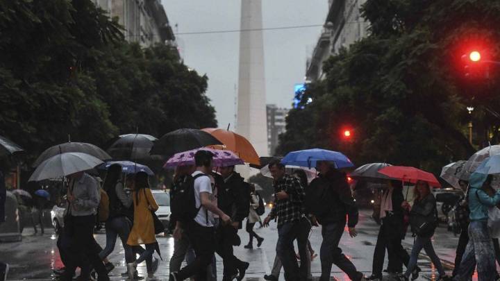 Tras las lluvias y el frío vuelve el calor a Buenos Aires: informe del Servicio Meteorológico Nacional