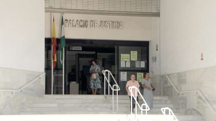 Prisión para el detenido por incendiar una iglesia de Albuñol