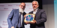 Expresidente Iván Duque recibió en Jerusalén el Premio Shalva a la Igualdad e Inclusión Social
