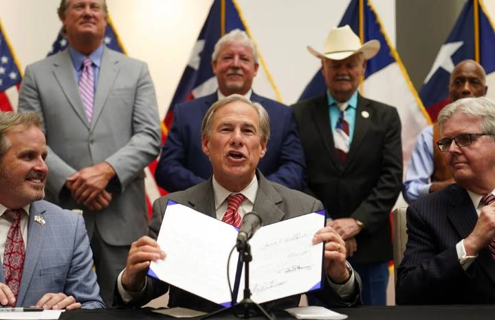 Court allows Texas law dismissing mail-in ballots without voter ID