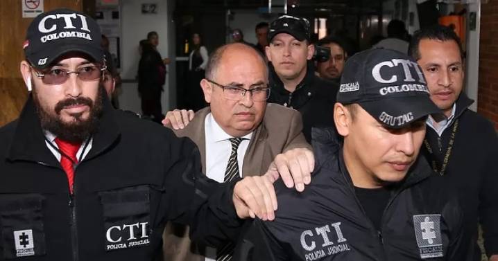 Fabio Martínez, exfiscal, recibe condena definitiva por prevaricato según fallo de la Corte Suprema