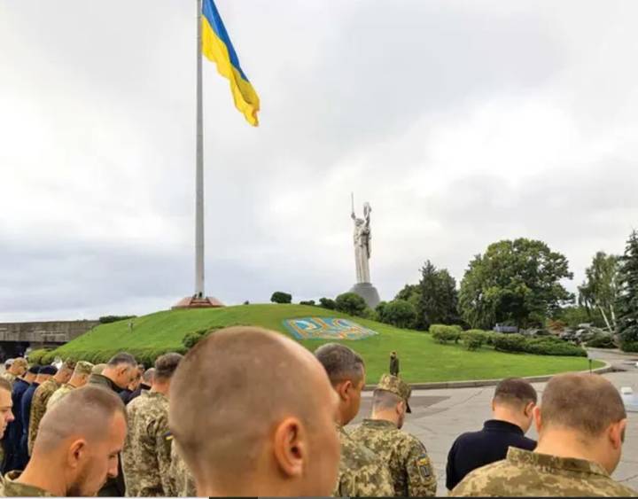 Gris celebración en Ucrania por su independencia