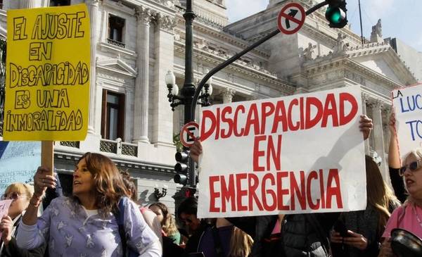 Antes de una sesión clave en el Congreso, anularon el veto de Milei sobre discapacidad