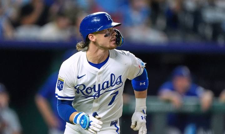 Bobby Witt Jr. rompe récord de Carlos Beltrán y se une a Lindor y Correa en exclusivo club