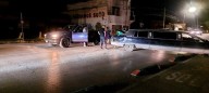 Limosina vieja choca en Juárez