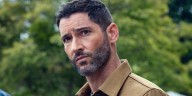 Netflix's New #1 Murder Mystery Movie Is Getting Stabbed in the Back by Audiences on Rotten Tomatoes