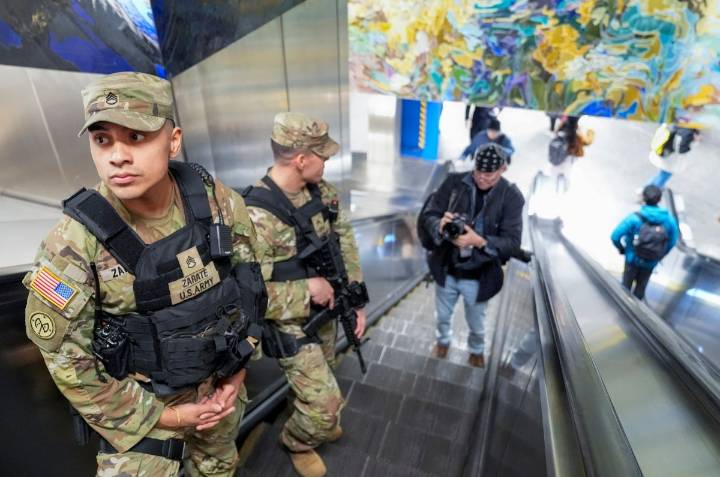 Toma federal de la policía de Washington D.C enciende la campaña por la alcaldía de NYC