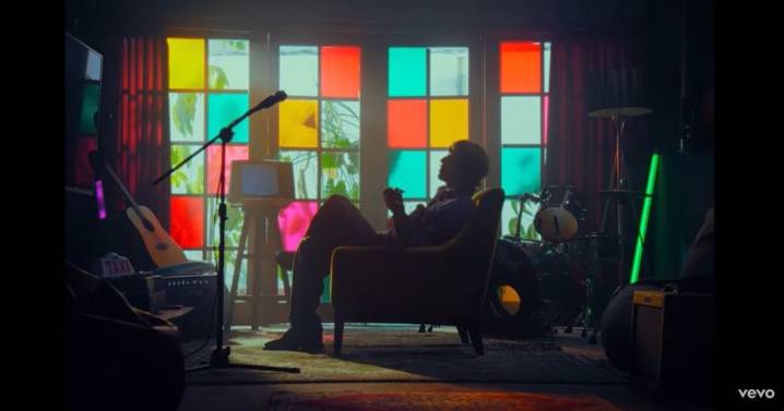 Jaze comparte detalles del álbum Quizá no es para tanto