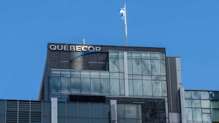 Quebecor rejects cell tower selloff, calls Telus sale a 'quick fix'