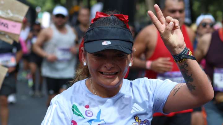Juanita, Ultramaratonista y Trabajadora de Limpia que Corrió el Maratón de CDMX 2025