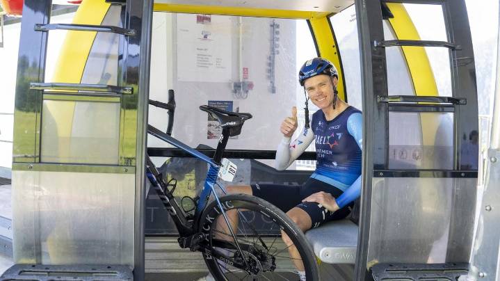 Cyclist Chris Froome 'stable' but having surgery after training crash in France