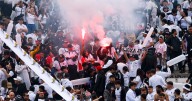 Tragedia en el Superclásico: hincha de Colo Colo fallece tras caer del techo del estadio Monumental