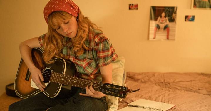 ‘Americana’ rides the Sydney Sweeney controversy in search of a point