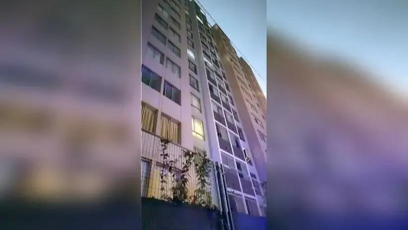 Tragedia en Comas: una niña de seis años murió tras caer desde el piso 16 de un edificio