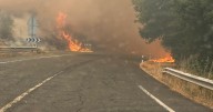 Última hora de los incendios en España: El incendio de Chandrexa ya es el más grande de la historia de Galicia