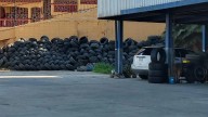 Ciudadanos sin opciones seguras para desechar llantas usadas; contrabando golpea a llanteros