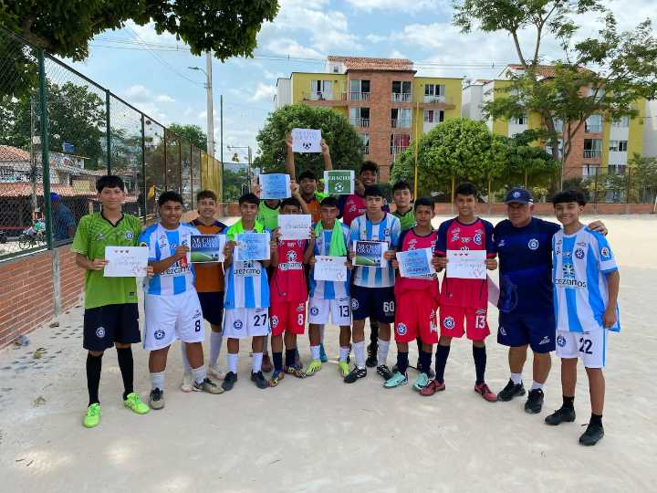 Staten Island teen bridges soccer with charity to make a difference in Latin America