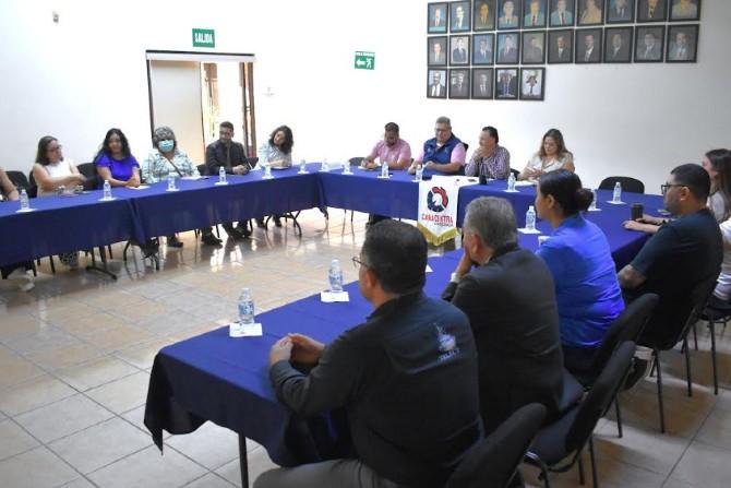 Realizó COEPRIS taller para industriales pesqueros de Ensenada
