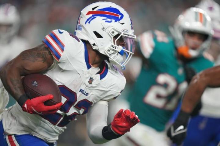 Running Back Fantasy Football Waiver Wire Pickups for Week 1 - Ray Davis, Ollie Gordon, Kyle Monangai, Dylan Sampson, Jaydon Blue, Woody Marks, more