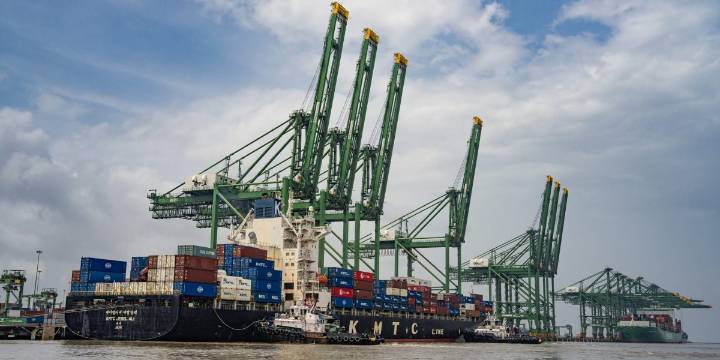 U.S. tariffs on Indian goods are now 50%, a level analysts warn is akin to a trade embargo