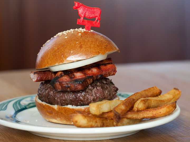 Peter Luger's is Still Charming Enough, 138 Years Later