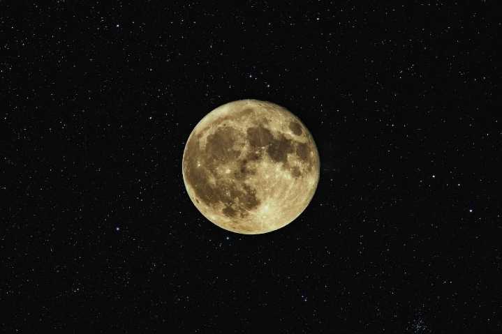¿Cómo y cuándo ver la Luna Llena del Esturión en México?