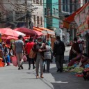 Turismo de compras: qué ciudades fronterizas le compiten a Chile con precios hasta 75% más bajos que en la Argentina