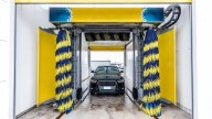 Car Manages to Stay Clean for a Record Two Minutes After Leaving Car Wash