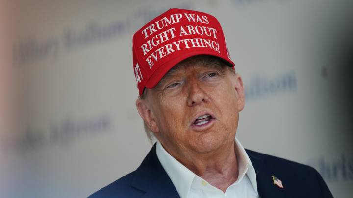 Donald Trump Proves He’s Alive by Yelling About ‘Stupid’ Contractors