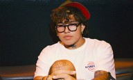 Fallo judicial reconoce al cantante Beele como víctima de "violencia intrafamiliar" por parte de su expareja