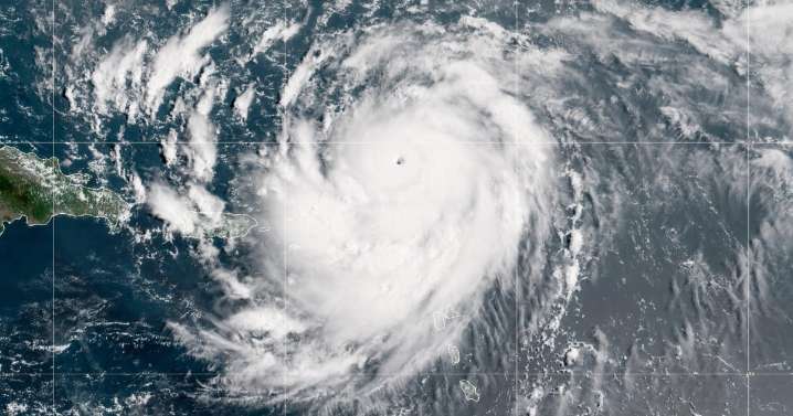 Hurricane Erin weakens to Category 3 storm